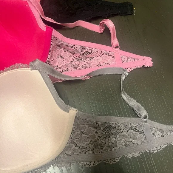 Victoria's Secret Lace Bra Trio - Black, Pink, Gray - Picture 6 of 9